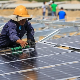 Những dự án trang trại điện mặt trời hàng đầu thế giới Những dự án trang trại điện mặt trời hàng đầu thế giới